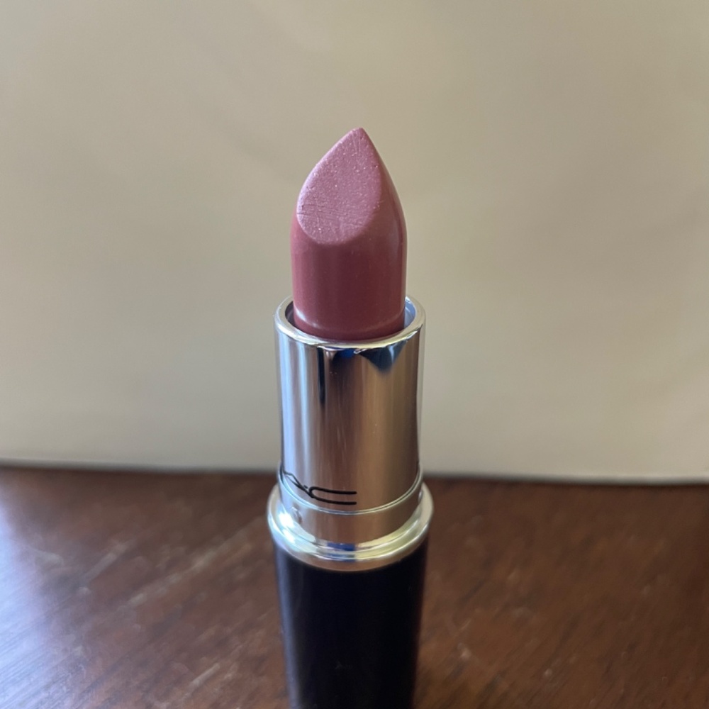 MAC Lustreglass Lipstick